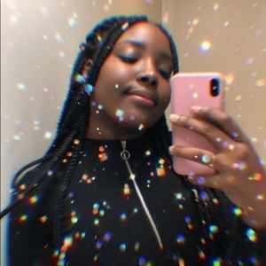 Meet your Posher, Najat